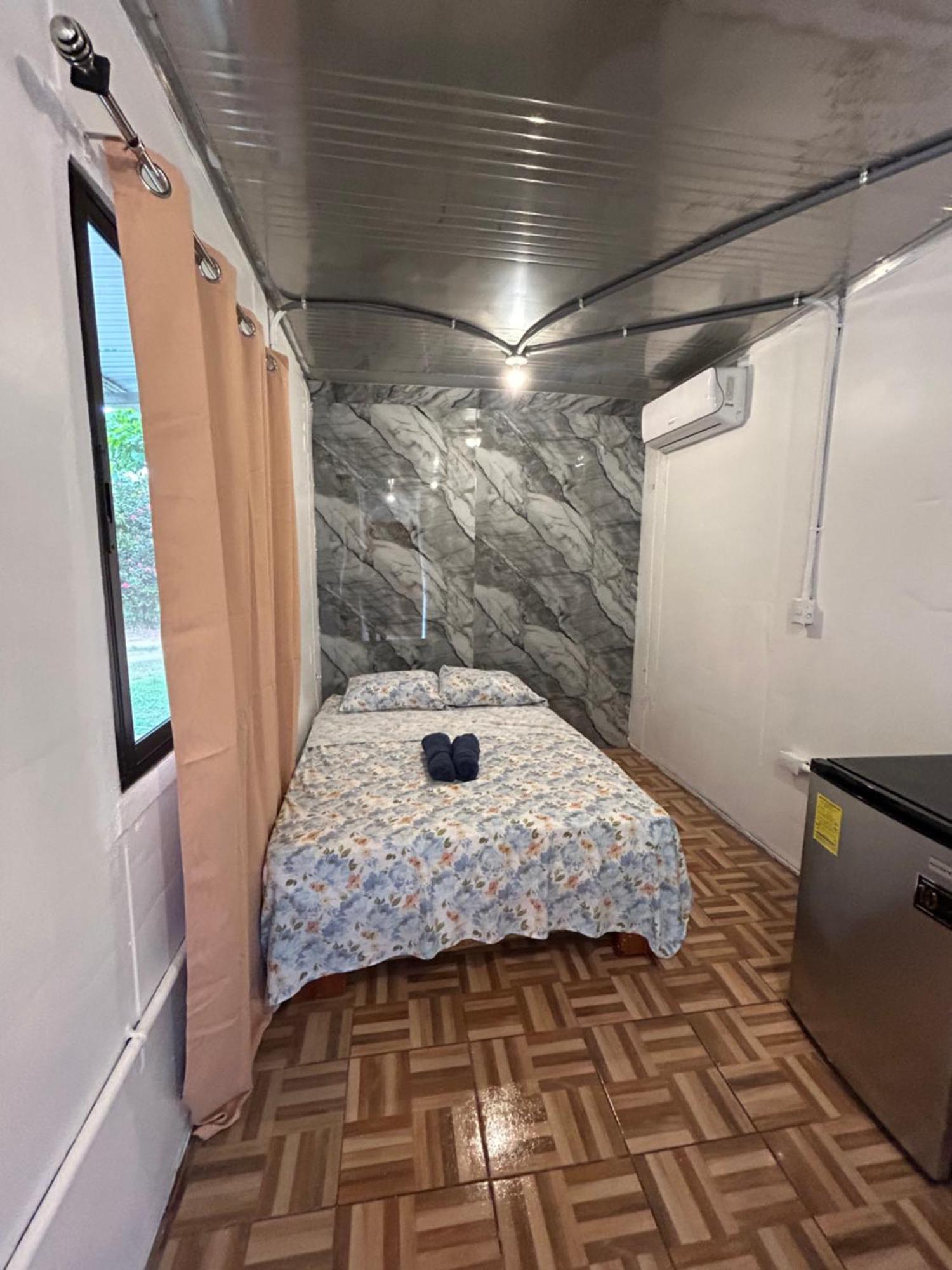 Ballena Oasis Homes & Glamping Uvita Eksteriør billede